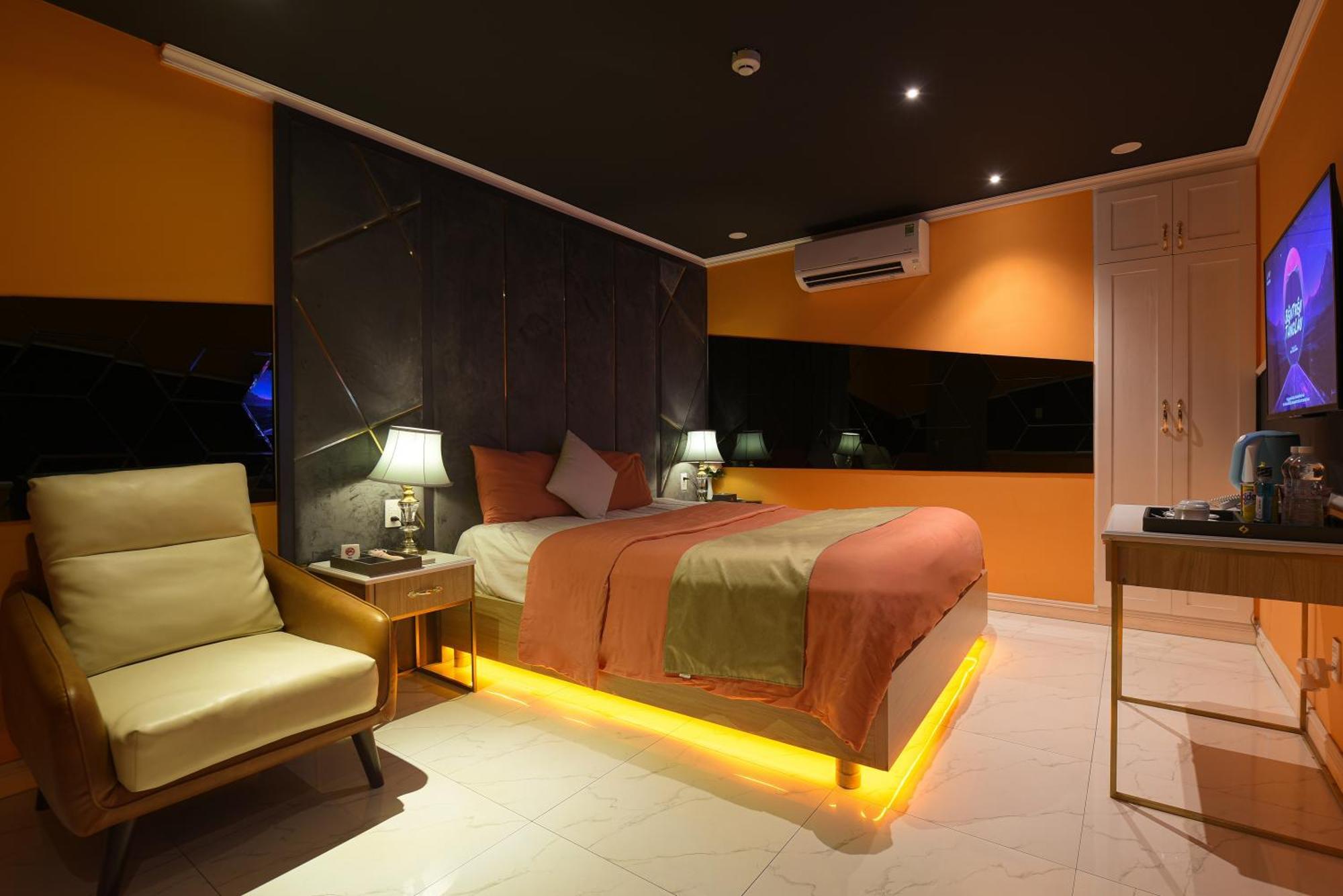 فندق Chiic House 1 - Khach San Tinh Yeu دا نانغ المظهر الخارجي الصورة